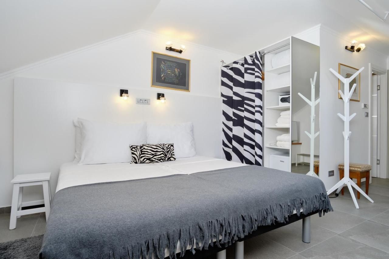 Отели типа «постель и завтрак» Apart Hotel Zebra Тиват