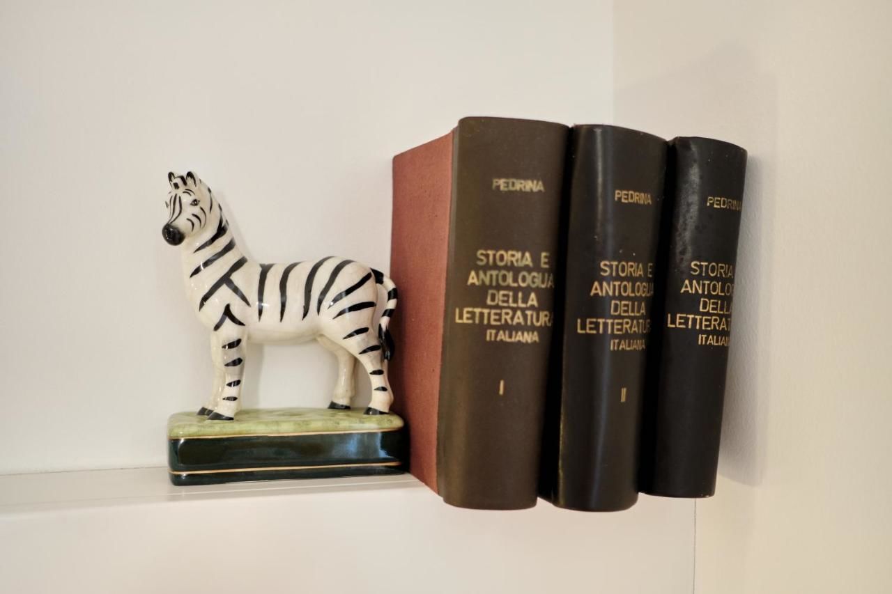 Отели типа «постель и завтрак» Apart Hotel Zebra Тиват