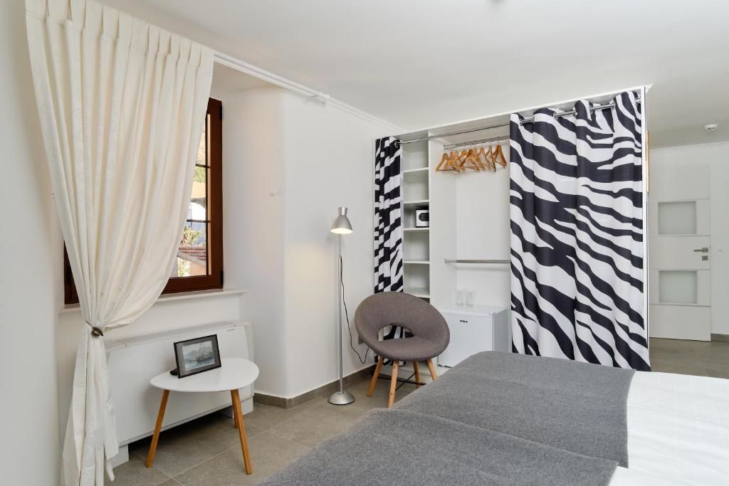 Отели типа «постель и завтрак» Apart Hotel Zebra Тиват