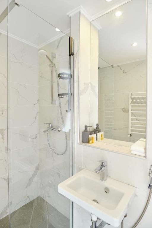 Отели типа «постель и завтрак» Apart Hotel Zebra Тиват