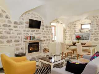 Отели типа «постель и завтрак» Apart Hotel Zebra Тиват Люкс с 1 спальней-4