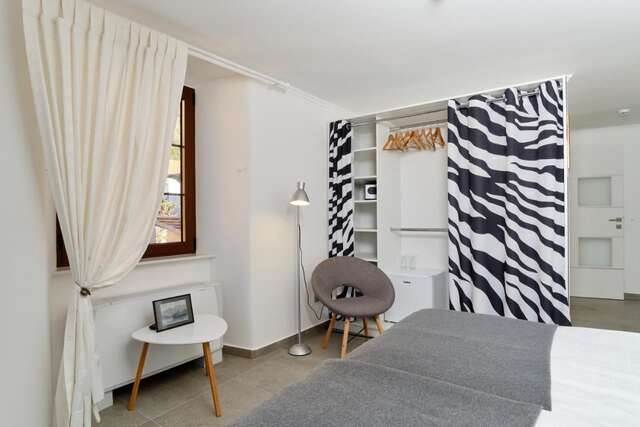 Отели типа «постель и завтрак» Apart Hotel Zebra Тиват-11